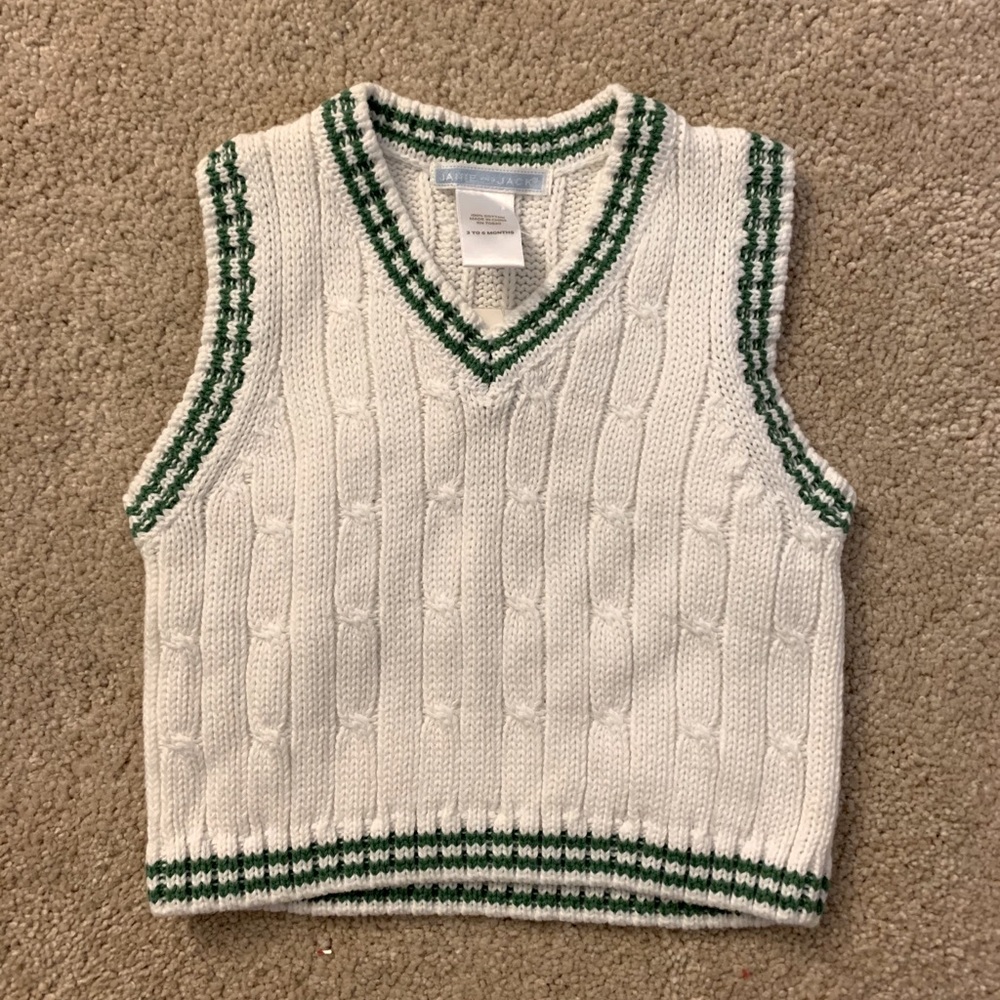 Sweater vest